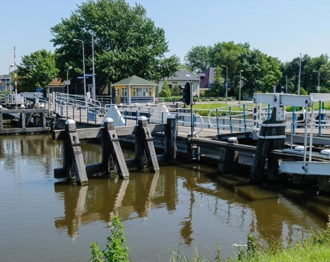 Werkzaamheden vlotbruggen over Noordhollandsch Kanaal vanaf 9 september 2024 - gemeente Schagen