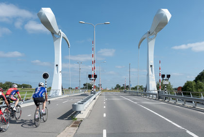 Herstelwerkzaamheden Twee Zwanenbrug op 31 mei en 1 juni